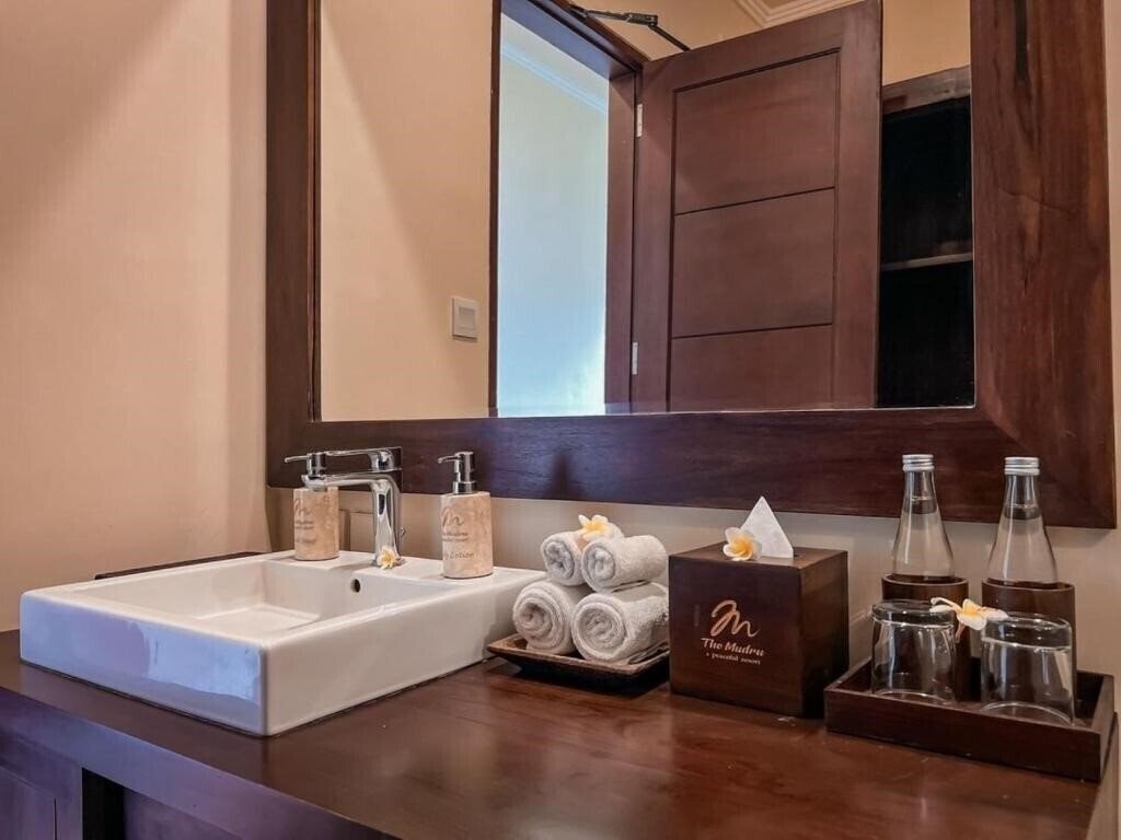 The Mudru Resort Ubud 4* суреті