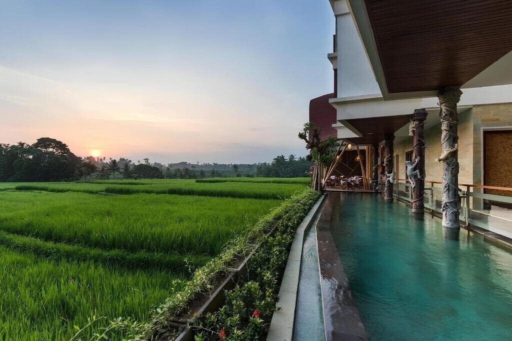 Фото Wadari Retreat Villa Ubud 4*