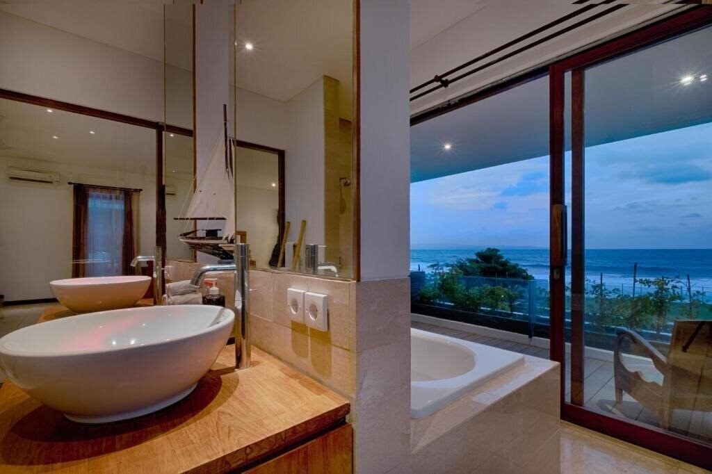 Фотография Kutus Kutus Keramas Villa 4*