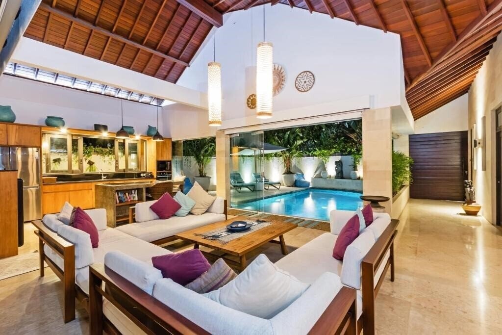 Villa Karang Berawa 4* суреті