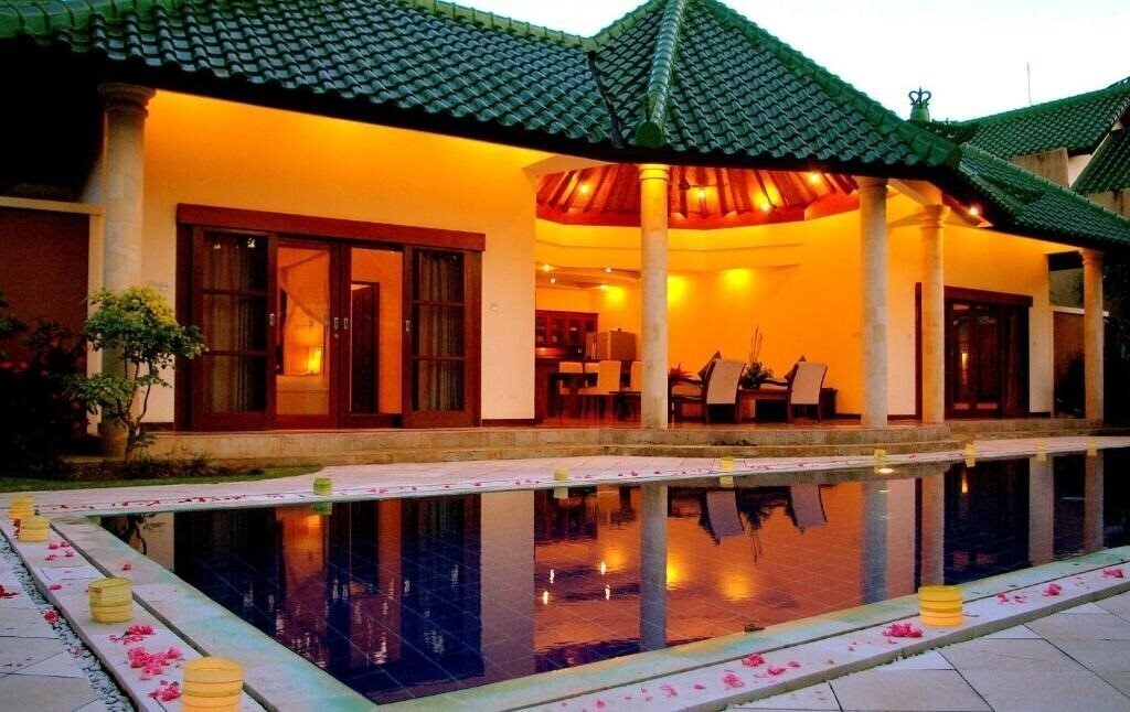 Emerald Villa 4* қонақ үйі