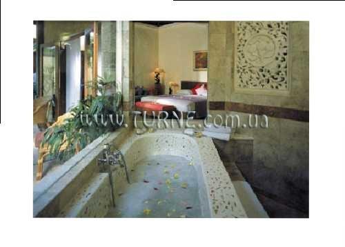 Отель Parigata Resort 3*