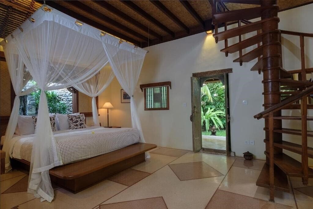 Tandjung Sari Hotel 4* суреті