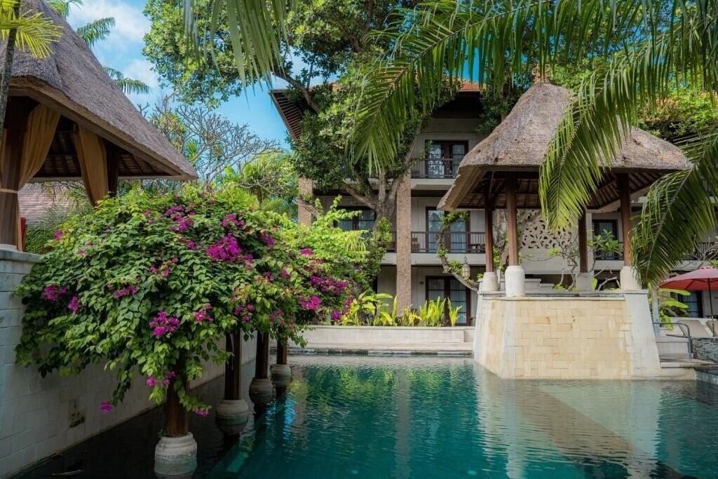 Фото Griya Santrian 4*