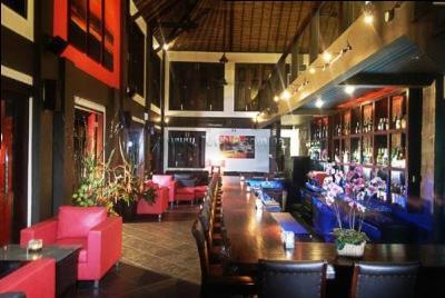 Maya Sayang Pool Villa & Bar 4* суреті