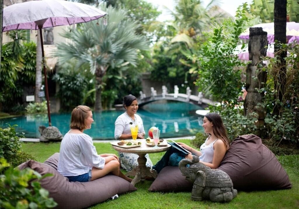 Blue Karma Dijiwa Seminyak 4* фотосуреті