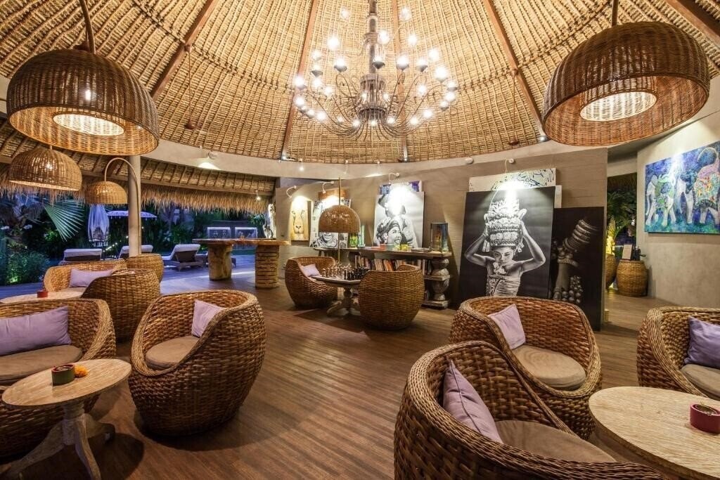 Blue Karma Dijiwa Seminyak 4* суреті