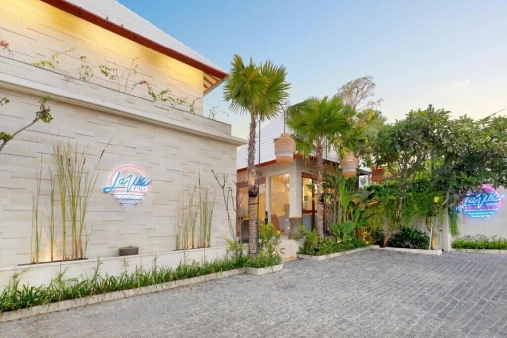 La Vie Villa Seminyak By Ini Vie Hospitality 4* суреті