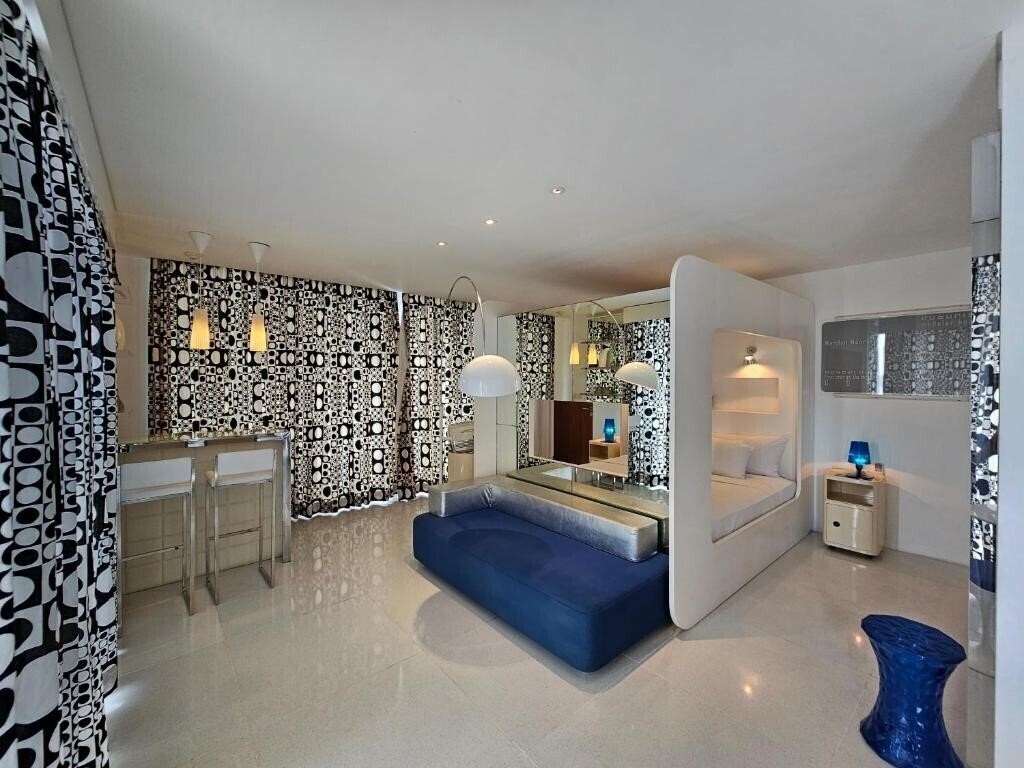 Chill Hotel Seminyak 5* фотосуреті