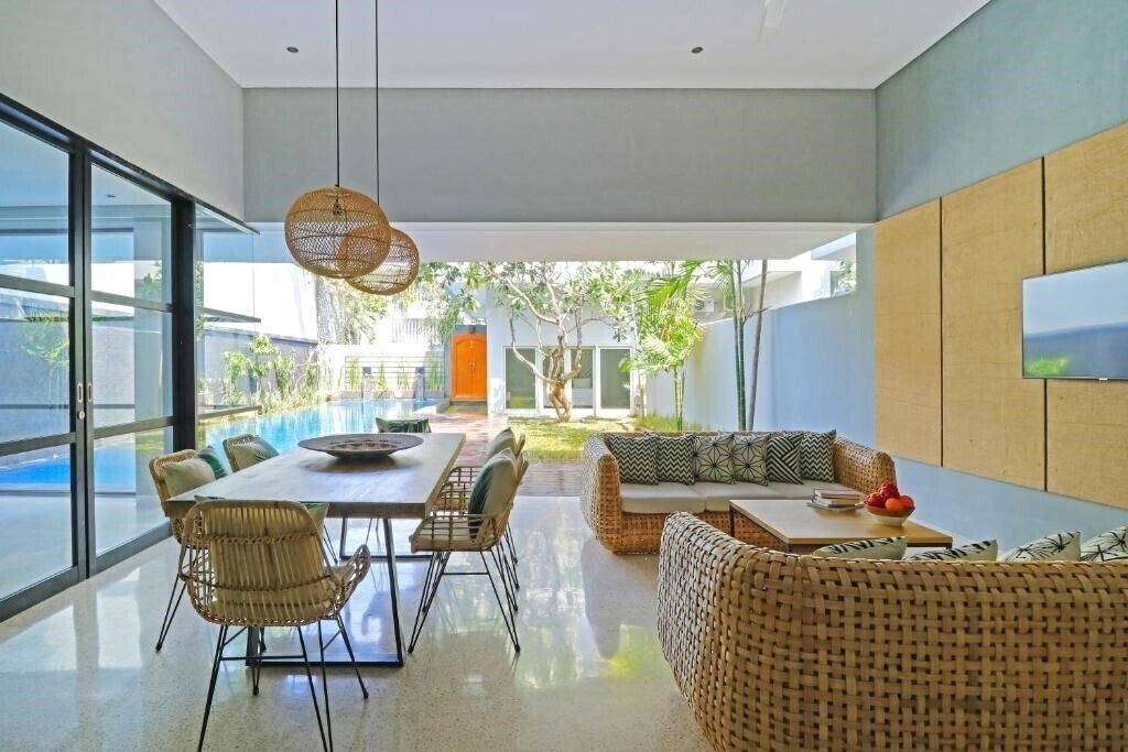 Картинка Origin Seminyak 4*