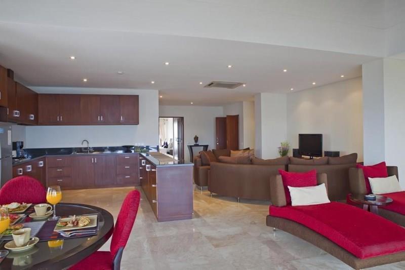 Фото The Segara Condotel 4*