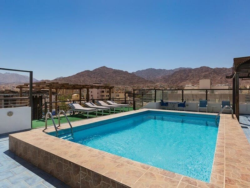 Days Inn 4* суреті