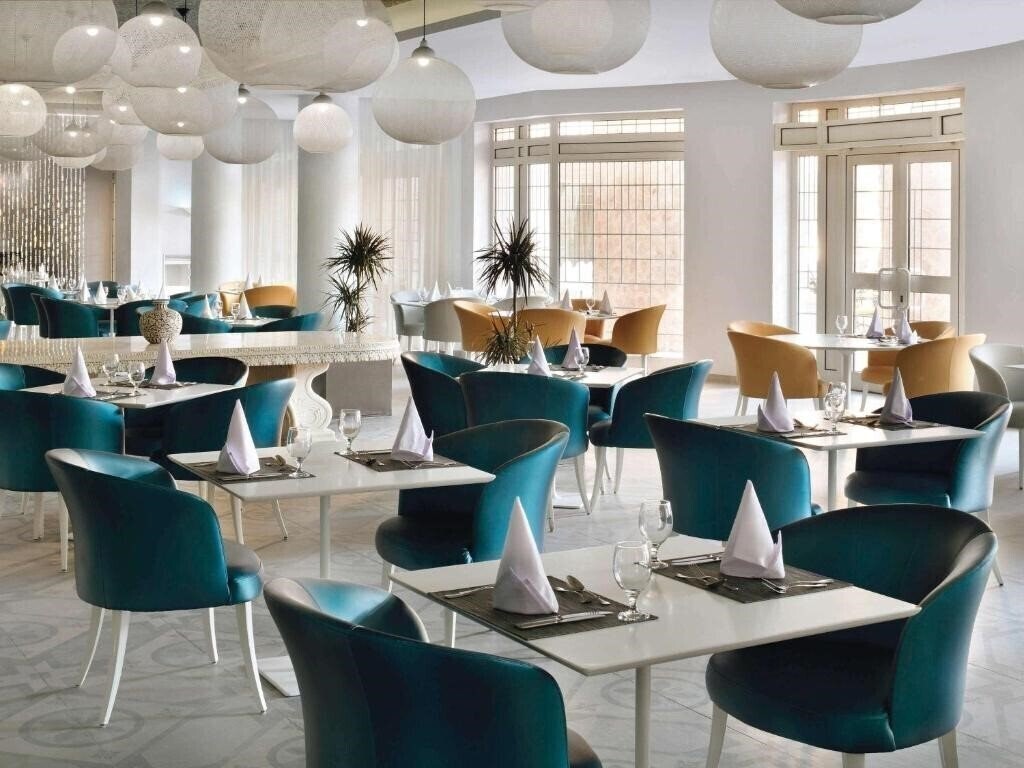 Movenpick Resort & Residence Aqaba 5* суреті