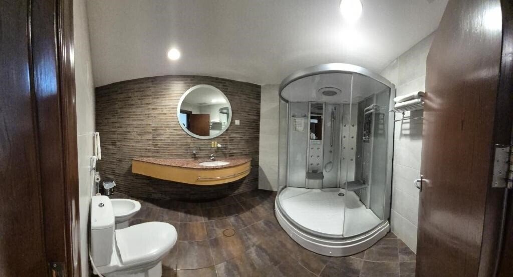 Le Vendоme 4* фотосуреті