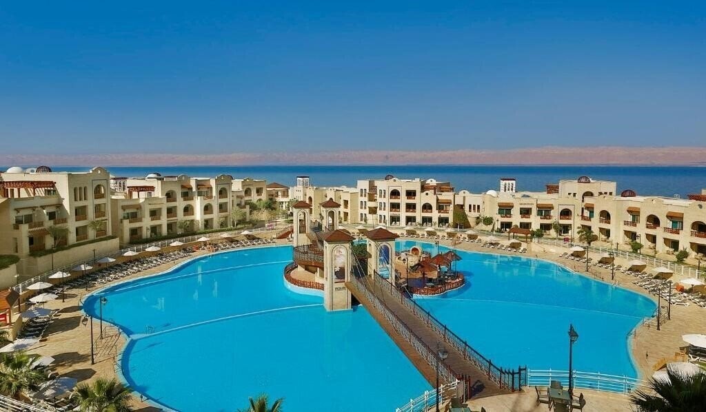 Отель Crowne Plaza Jordan Dead Sea Resort & SPA 5*