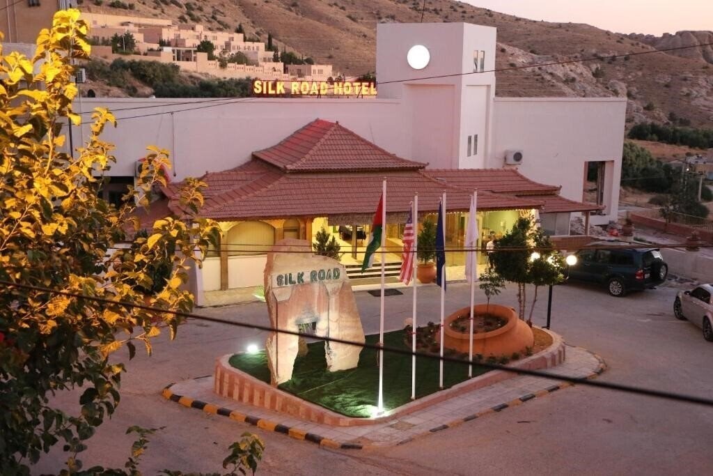 Silk Road Hotel 3* қонақ үйі