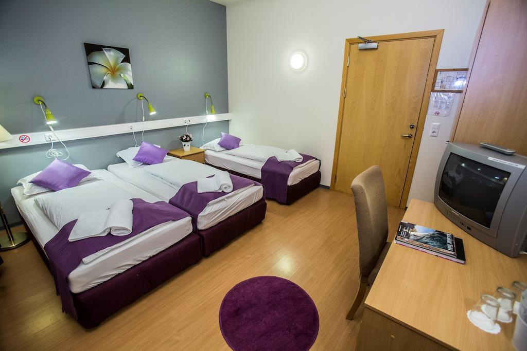 Фото The Capital Inn 2*