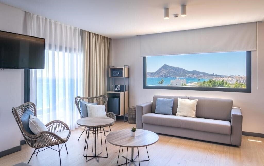 Картинка Cap Negret 4*