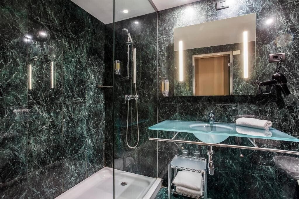 Изображение B&B Elche 3*