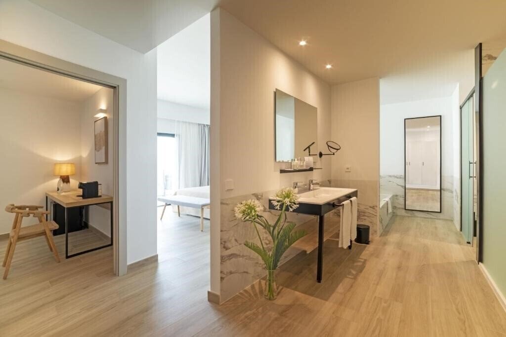 Cabogata Beach Hotel & SPA 5* фотосуреті