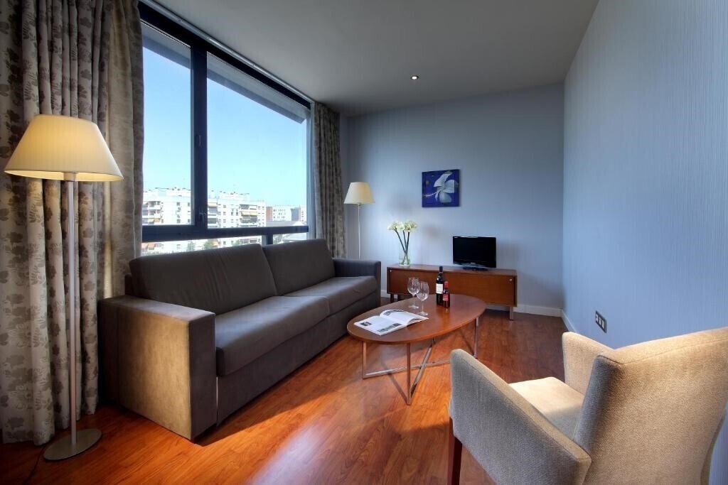 Exe Sevilla Palmera 4* суреті