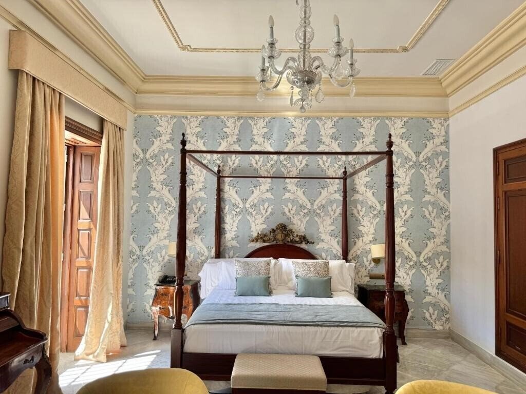 Отель Soho Boutique Duques de Medinaceli Adults Recommended (ex. Hotel Duques de Medinaceli) 5*