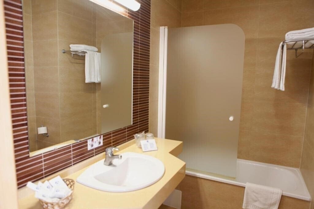 Adiafa 3* суреті