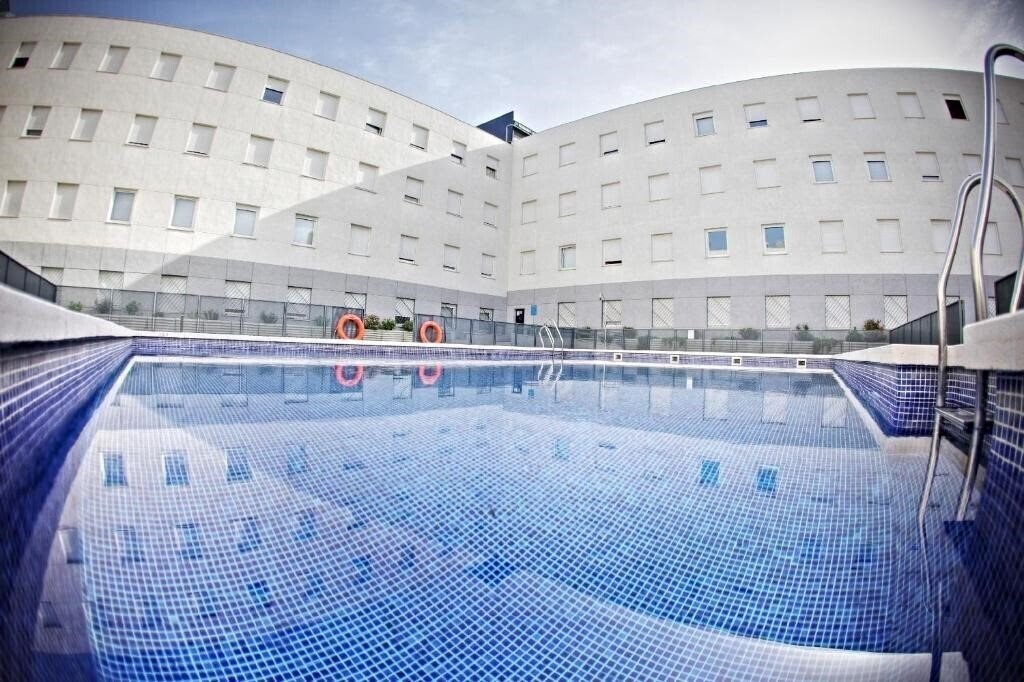 Изображение Apartamentos Vertice Sevilla Aljarafe (ex. Apartour Aljarafe, Vertice Aljarafe) 3*