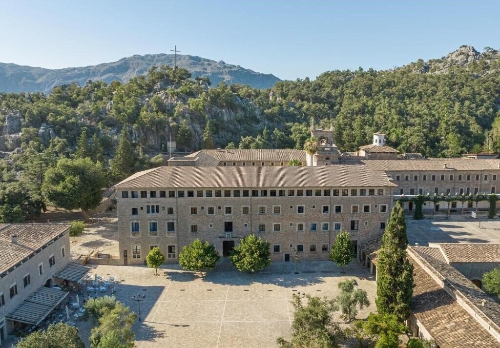 Фотография Santuari de Lluc 3*