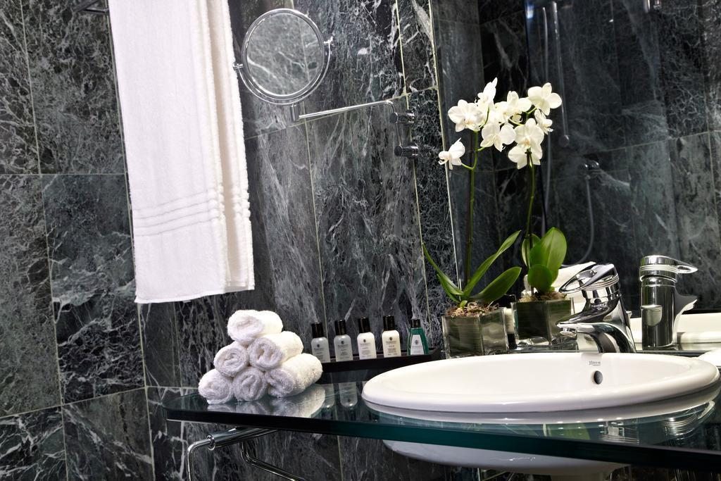 Ac Diplomatic 5* фотосуреті