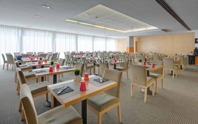 Фотография Tryp Aeropuerto 4*