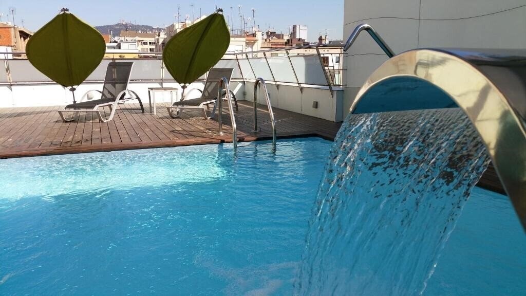 Отель Ako Suite Hotel 4*