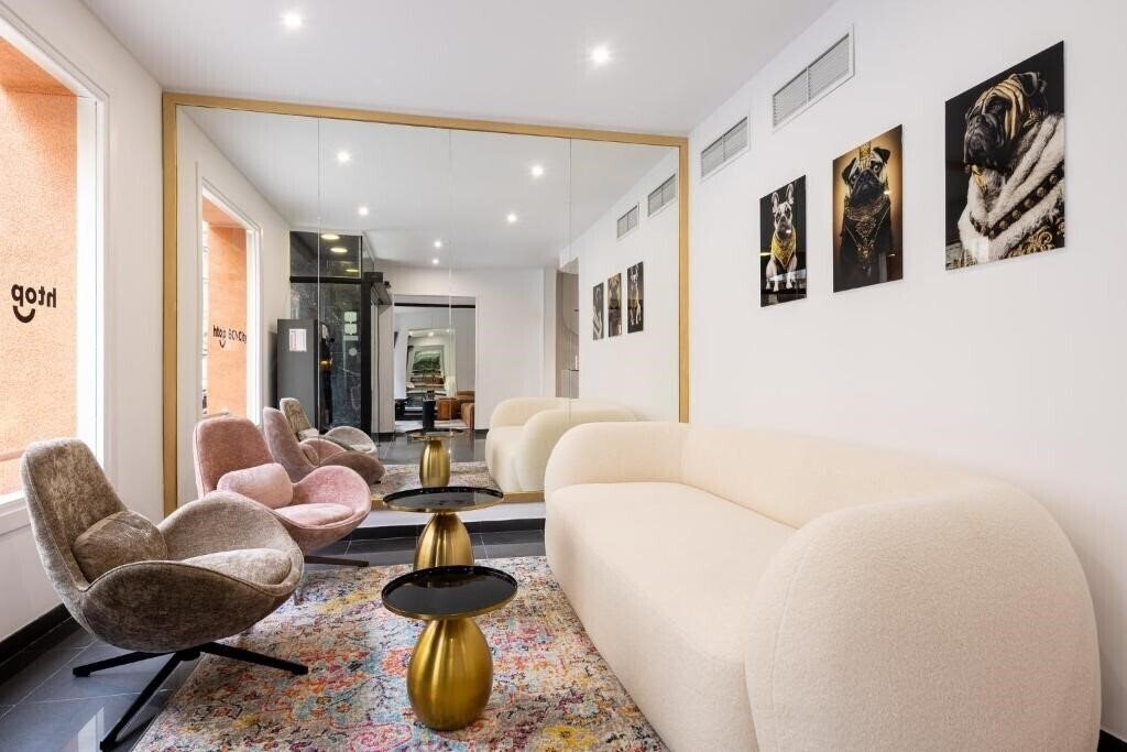 Фото H.Top Bcn City 2*