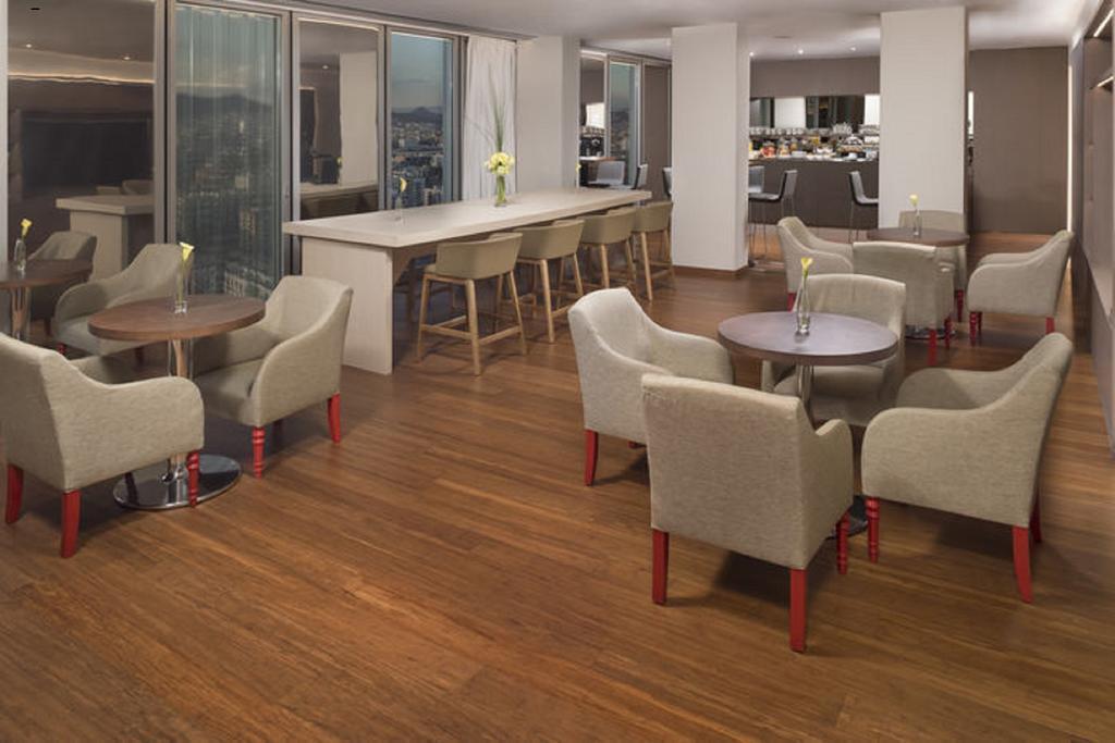 The Level At Melia Barcelona Sky 4* суреті