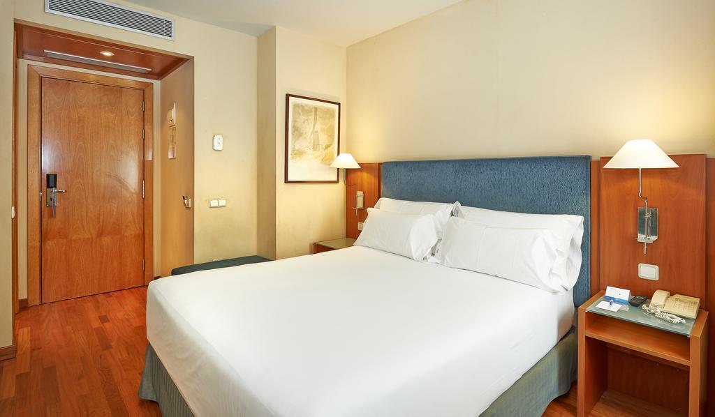 Nh Barcelona Centro (ex. Nh Duc De La Victoria) 3* қонақ үйі