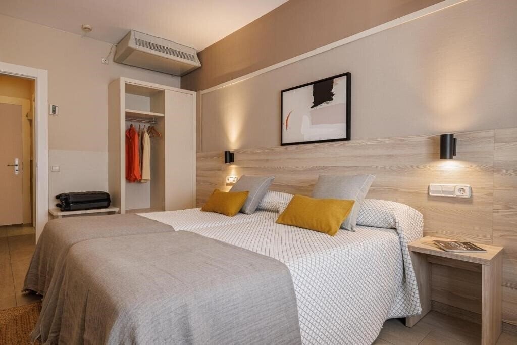 Husa Bonanova Park 2* суреті