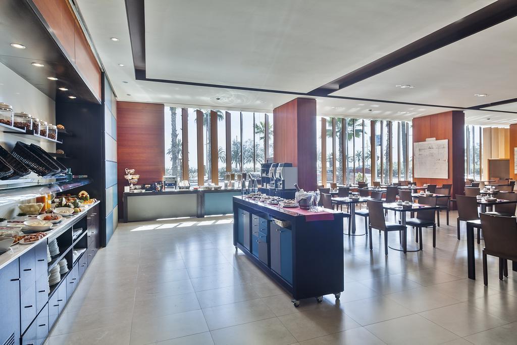 Фотография Front Maritim 4*