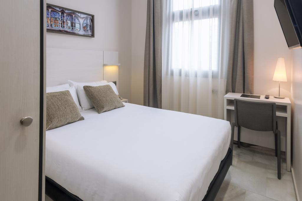 Serhs Carlit 3* қонақ үйі