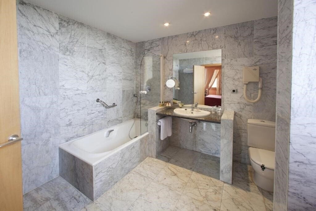 Фотография Parador De Cardona 4*