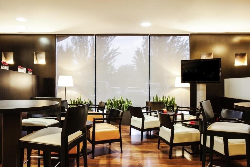 Ibis Barcelona Molins De Rei 2* суреті