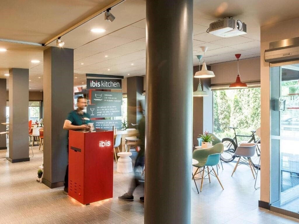 Ibis Barcelona Montmelo-Granollers 2* суреті