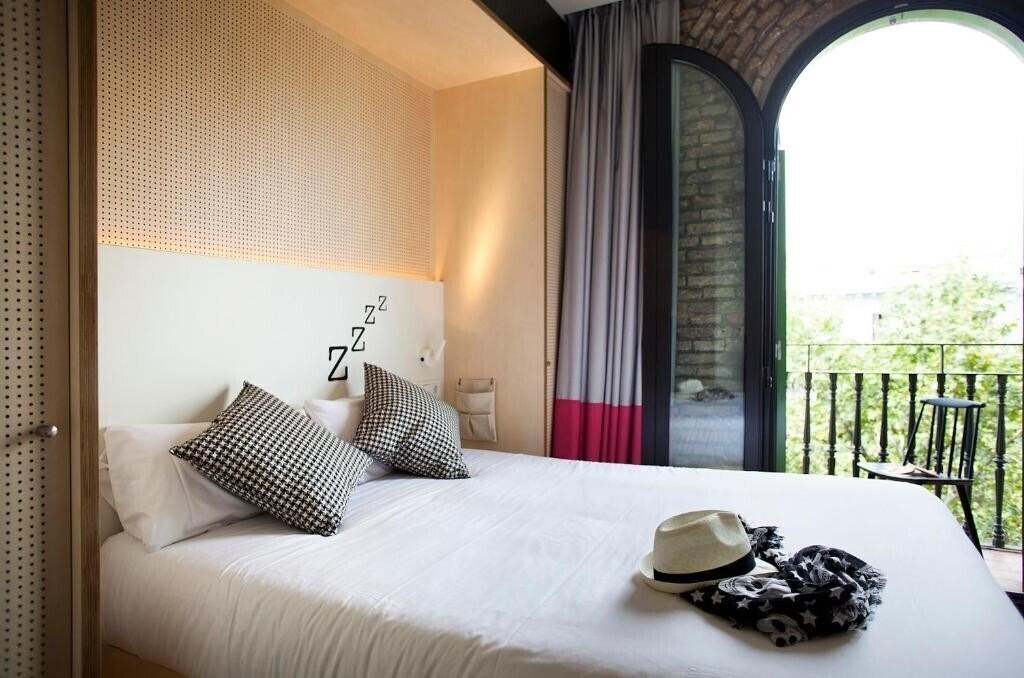 Отель Toc Hostel Barcelona 2*