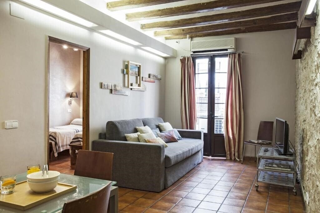 Ainb Las Ramblas-Guardia Apartments 3* қонақ үйі