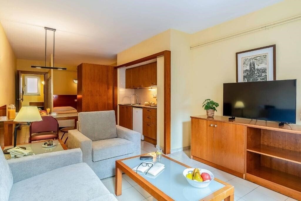 Изображение Aparthotel Bertran 3*