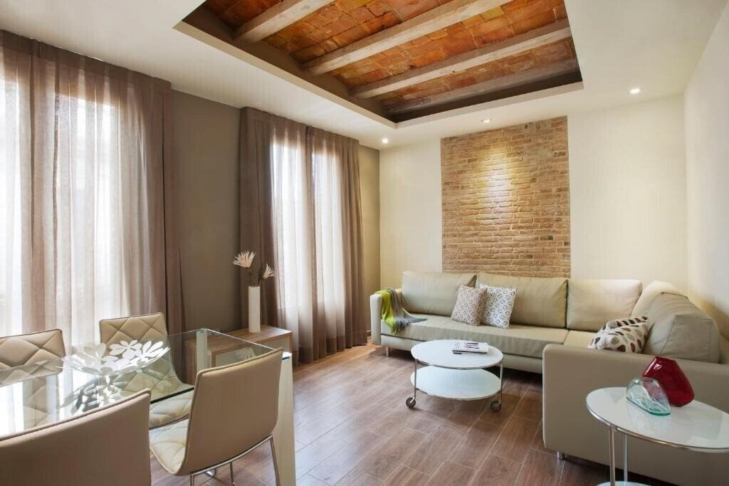 Barcelona Apartament Mila 3* қонақ үйі