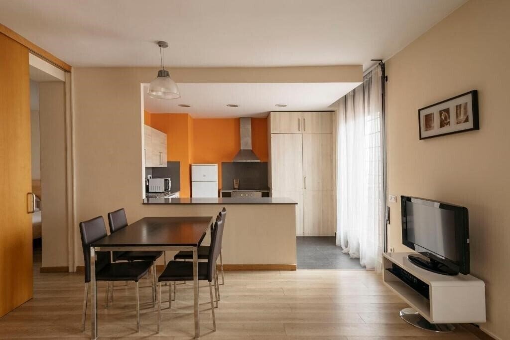 Barcelona Apartment Villarroel 4* қонақ үйі