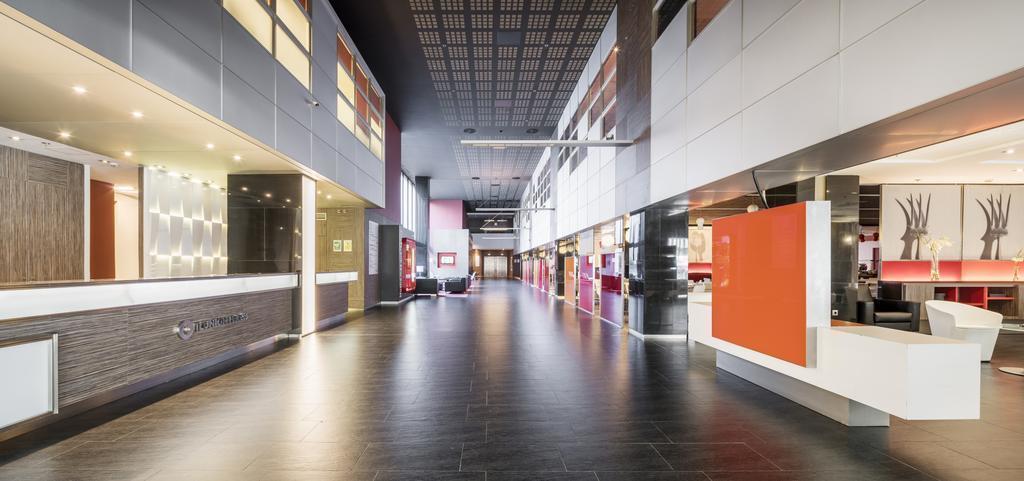 Ilunion Barcelona 4* фотосуреті