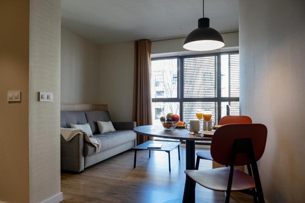 Mh Apartments Urban 4* қонақ үйі