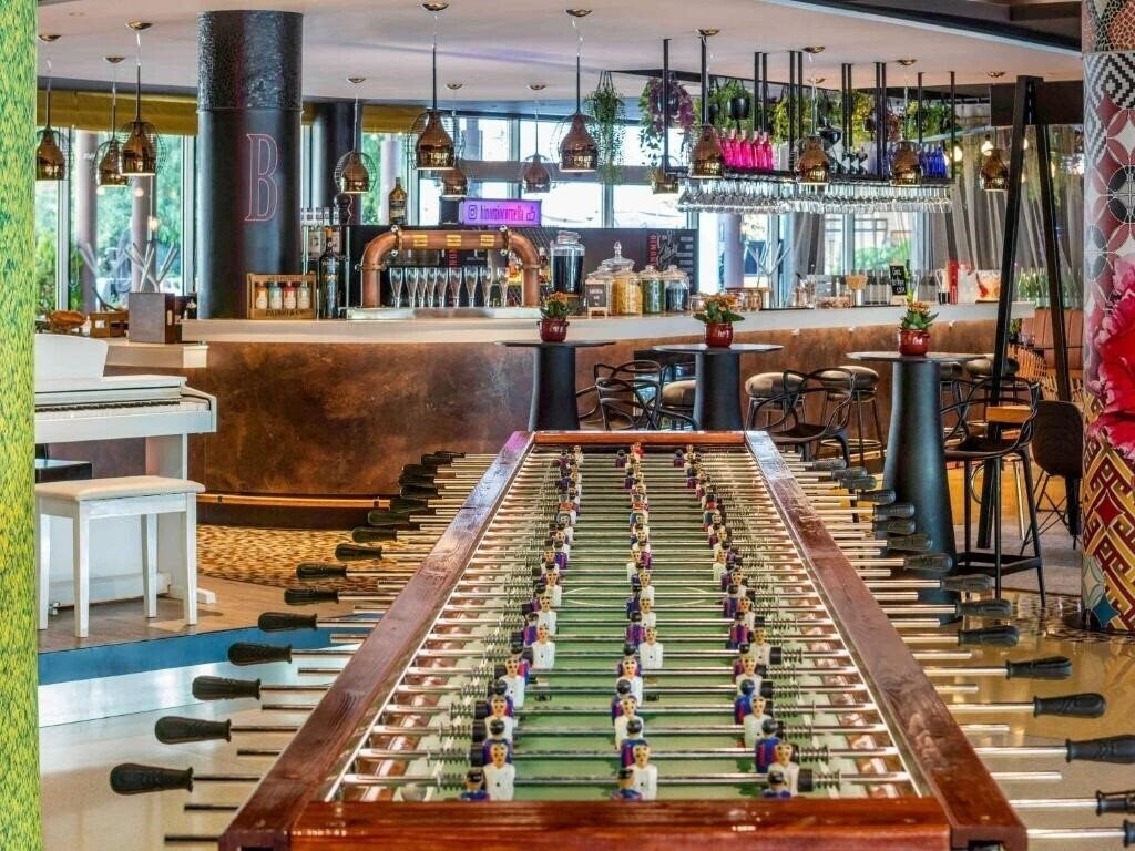 Отель Novotel Barcelona Cornella 4*