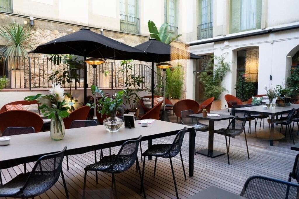 Картинка Petit Palace Opera Garden Ramblas 4*